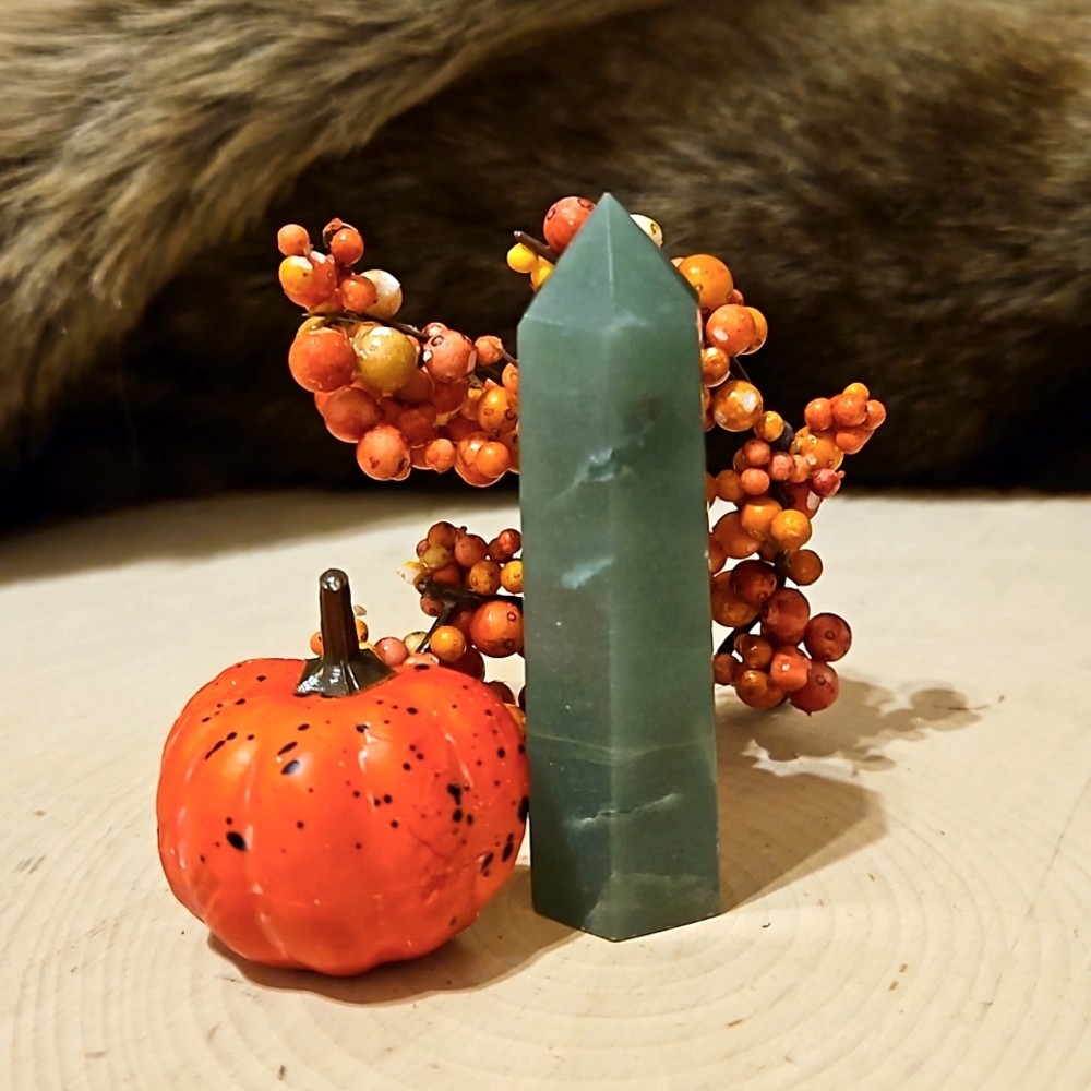 Green aventurine tower crystal tower crystal healing Reiki crystals green